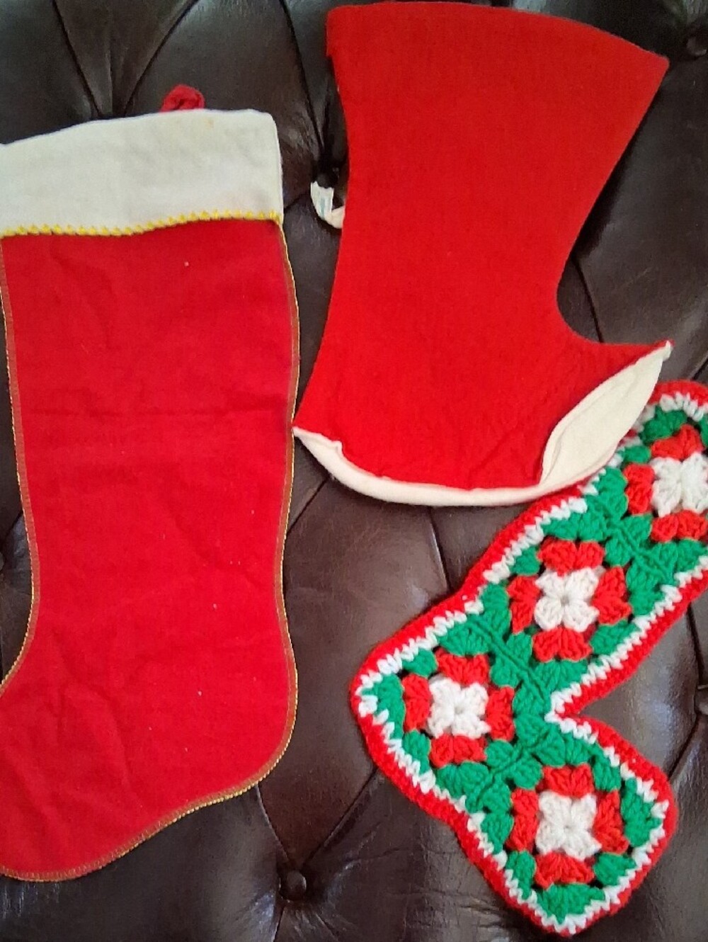 Vintage Red Christmas Stockings Trio - Festive Santa & Crochet 1950's 1960's - Picture 5 of 8